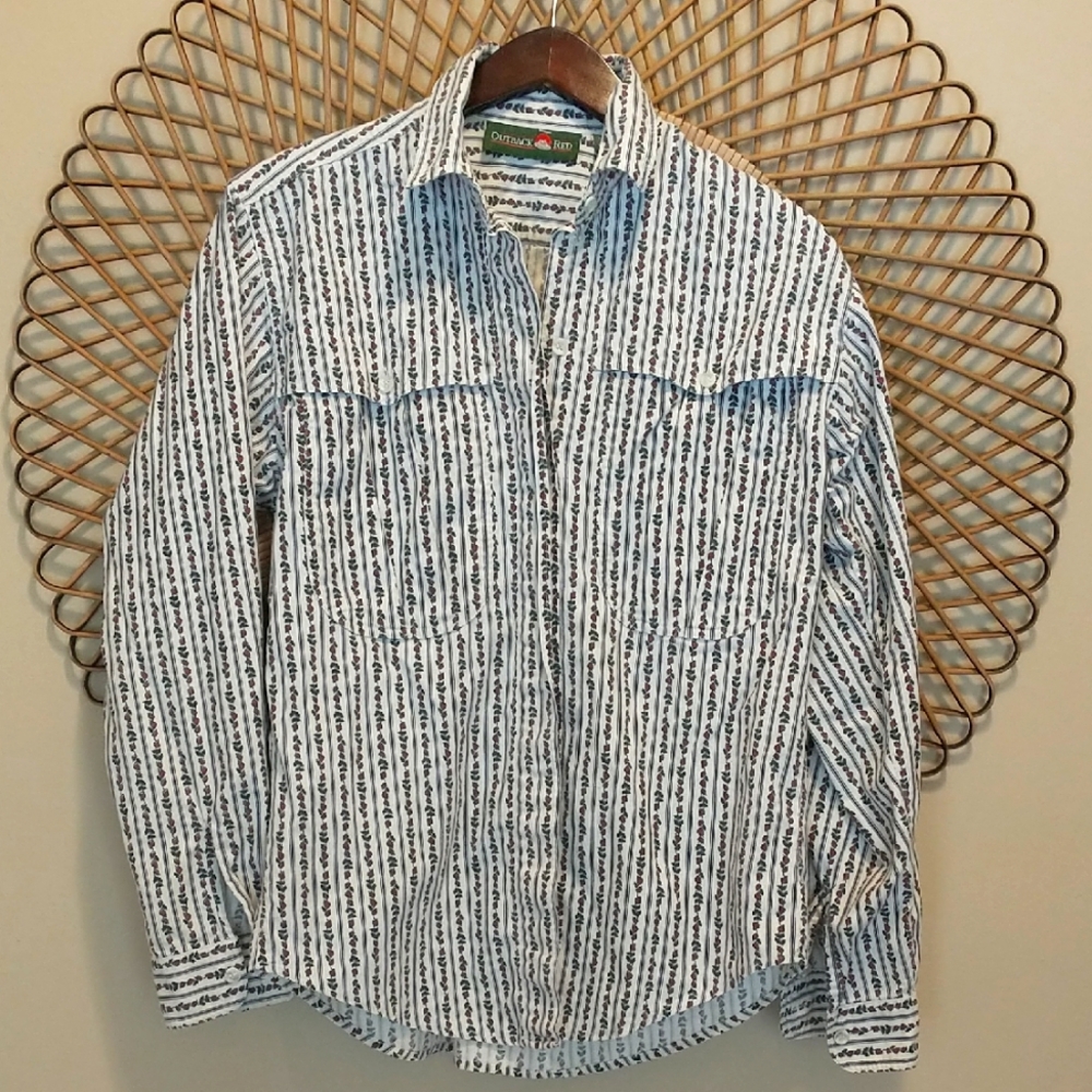 Vintage! Outback Red Ladies Button Down Flower Vine Design Size Small